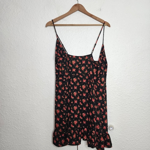 Free People All My Love Ruffle Mini Dress Black with Red Floral Size Small NWT - Picture 4 of 8